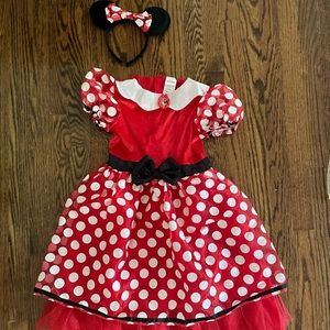 Disney Minnie Mouse costume with headband ears